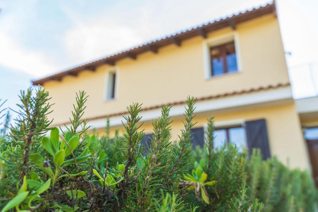 Villa Immersa Nella Natura Perfugas Dış mekan fotoğraf